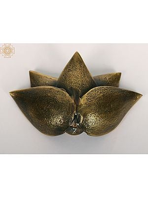 5" Brass Wall Hanging Lotus