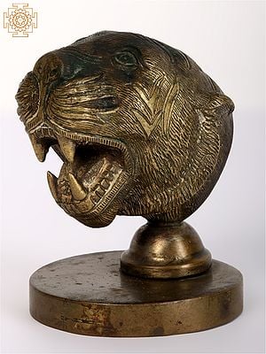 3" Small Lion Paper Weight in Bronze | Table Décor Items
