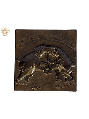 7" Two Fighting Elephants | Brass Wall Hanging