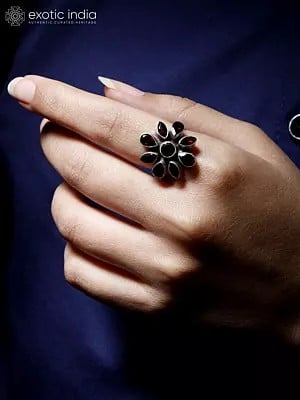Floral Design Sterling Silver Ring with Garnet Gemstone