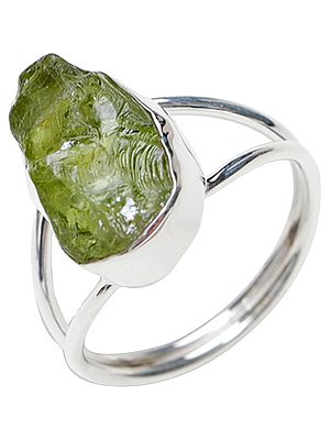 Rugged Peridot Ring