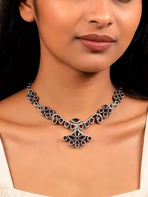 Sterling Silver Pendant with Garnet Stone