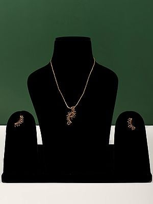 Stylish Casual Daily Wear Pendant Necklace Earring Set