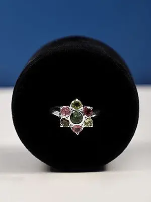 Floral Design Sterling Silver Ring with Multiple Stone