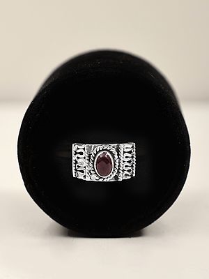 Designer Sterling Silver Ring with Oval Shape Garnet Gemstone