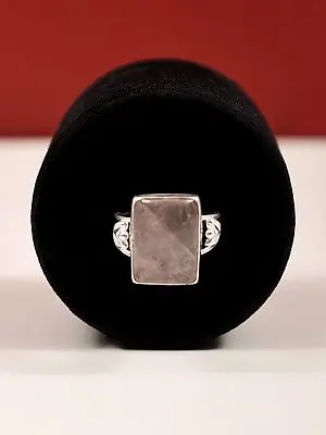 Beautiful Sterling Silver Ring with Rose Quartz Stone