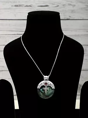 Sterling Silver Round Shape Labradorite Pendant with Garnet Gemstone