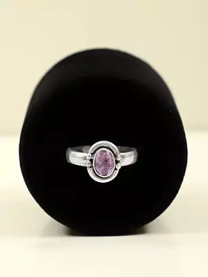 Sterling Silver Ring with Faceted Amethyst Gemstone