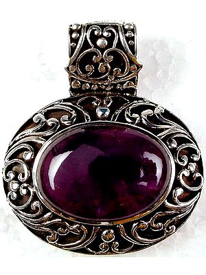 Oval Amethyst Pendant