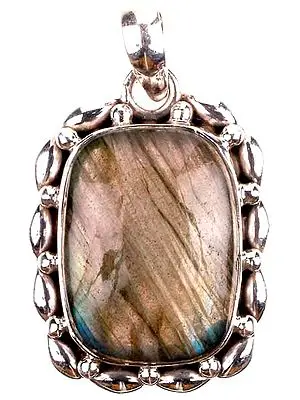 Rectangular Labradorite Pendant