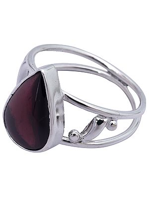 Garnet Ring