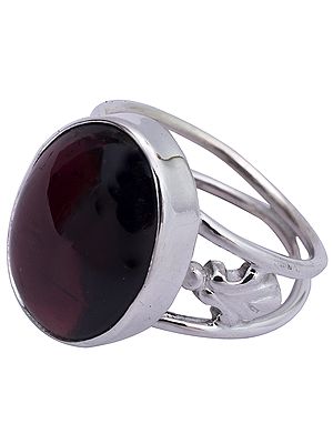 Garnet Oval Ring (Mixed Band)