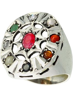 Navaratna Ring