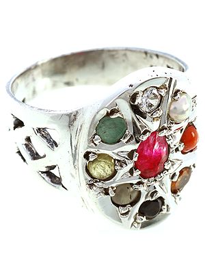 Navaratna Ring