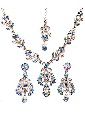 Alaskan-Blue Victorian Necklace Set with Earrings and Mang-Tika