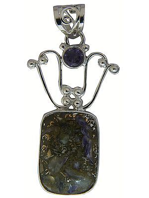 Agate Pendant with Amethyst