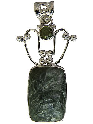 Moss Agate Pendant with Peridot