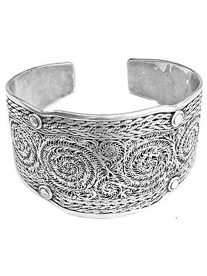 Bracelet with Filigree Work