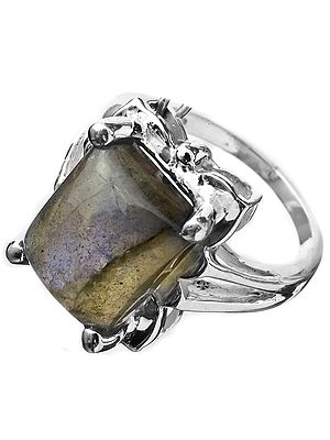 Labradorite Ring