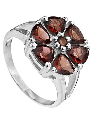 Faceted garnet Ring