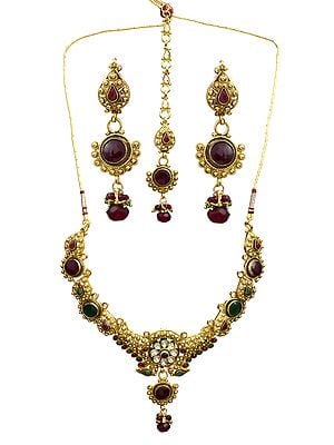 Maroon and Green Charming Necklace Set