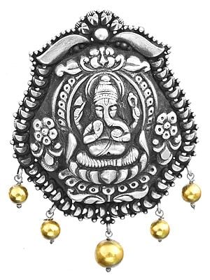 Bhagawan Ganesha Pendant (South Indian Temple Jewelry)
