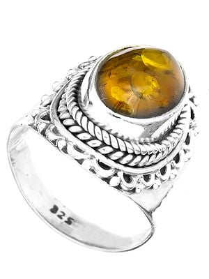 Amber Oval Ring with Filigree
