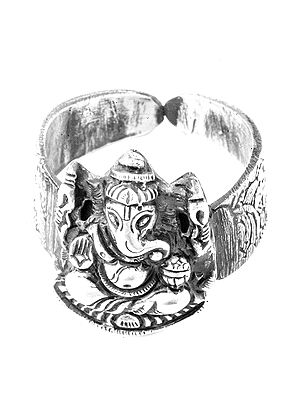 Lord Ganesha Ring