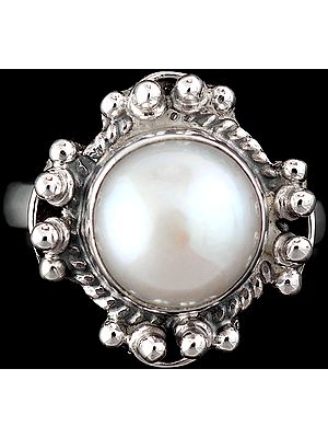 Pearl Ring