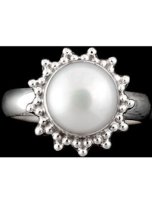 Pearl Ring