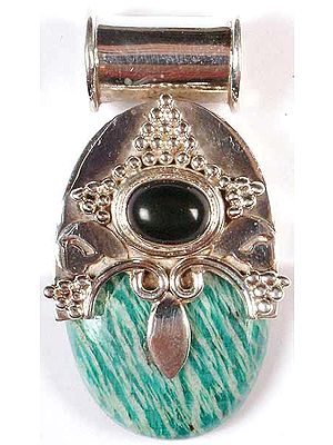 Amazonite Pendant with Black Onyx