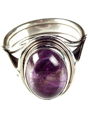 Amethyst Oval Ring