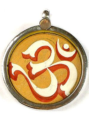 Auspicious Om (AUM) Pendant