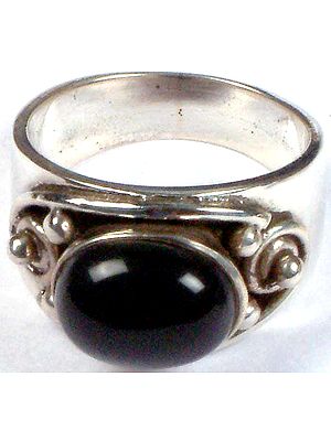 Black Onyx Finger Ring