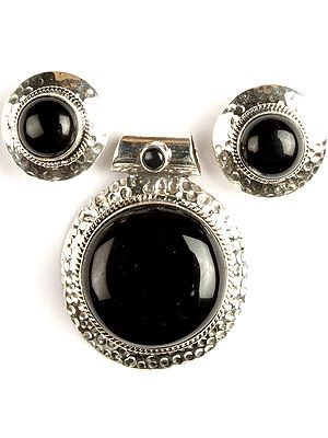 Black Onyx Pendant with Earrings Set