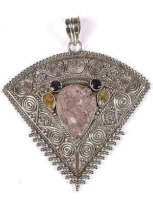 Designer Gemstone Pendant with Chipping