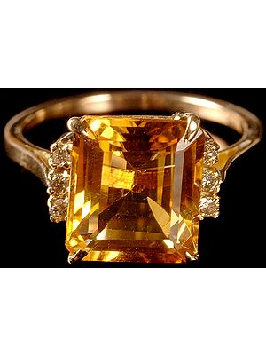 Faceted Citrine Finger Ring with Diamonds