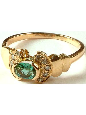 Faceted Emerald Ring with Diamonds