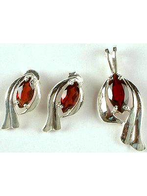 Faceted Garnet Pendant & Earrings Set