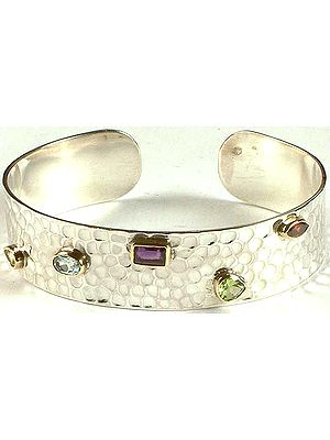 Faceted Gemstone Bracelet with Dimples