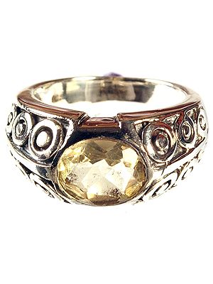 Faceted Lemon Topaz Finger Ring