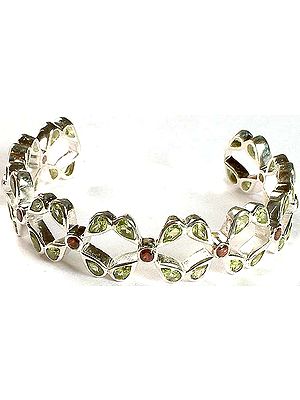 Fine Cut Peridot & Garnet Bracelet