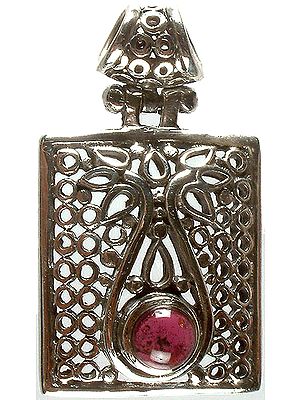 Garnet Lattice Pendant