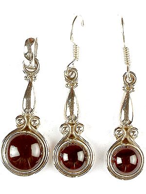 Garnet Pendant & Earrings Set