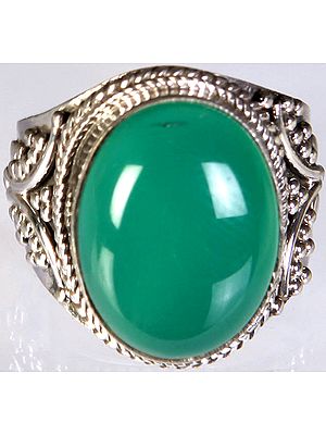 Green Onyx Oval Ring