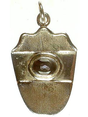 Iolite Pendant