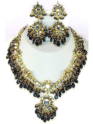 Kundan Necklace Set with Black Beads