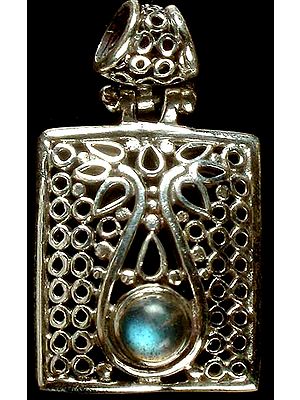 Labradorite Lattice Pendant