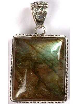 Labradorite Pendant