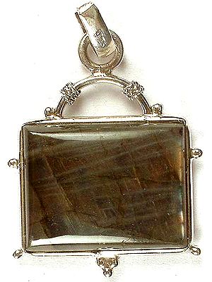 Labradorite Pendant
